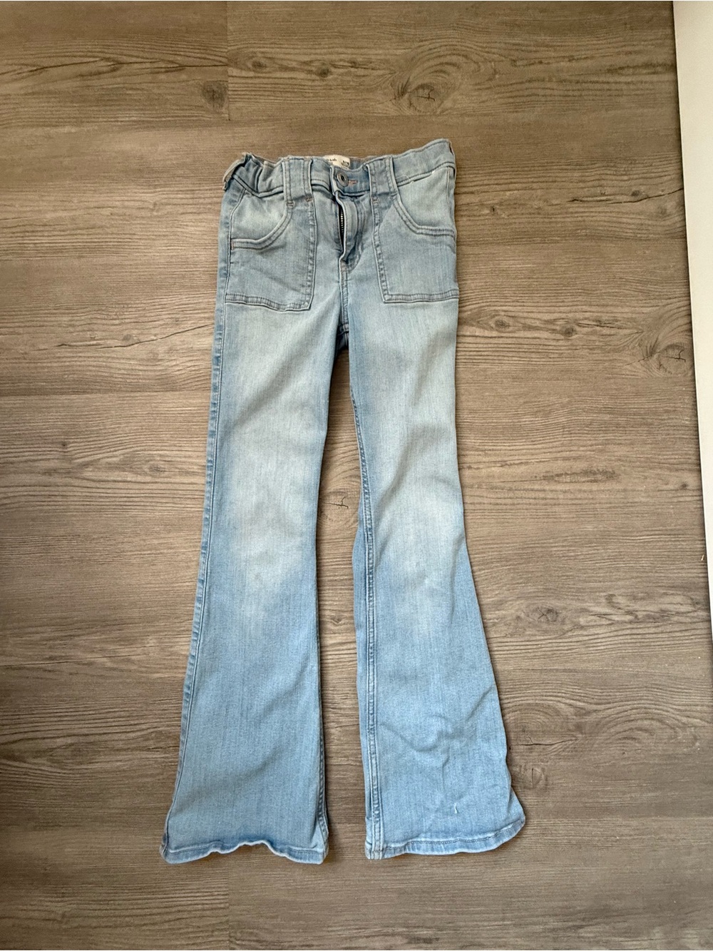 Abercrombie & Fitch Light Wash Flared Kids Jeans